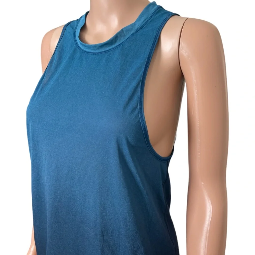 NEW Lululemon Chase Me Tank Vertical Ombre Pre wheeze Tank Whirlpool Jaded